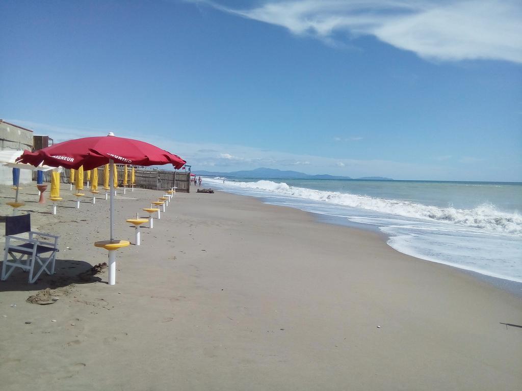Casa Vacanze Dei Navigatori On The Sea Pontecagnano Bagian luar foto